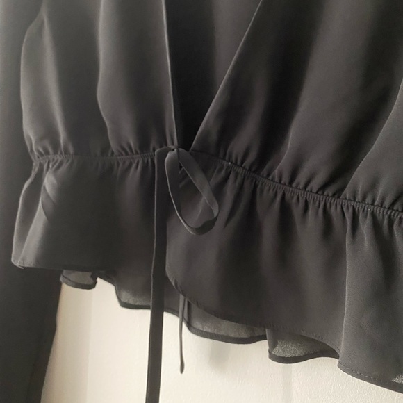 Sunday Best Cropped Black Blouse - Picture 2 of 4